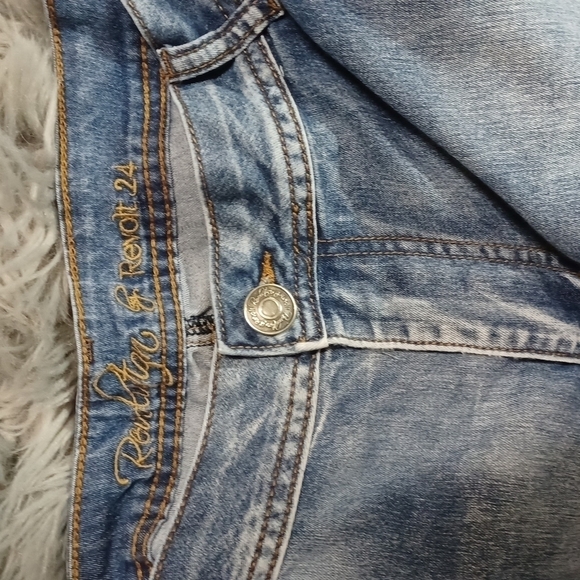 Revolution By Revolt jeans S 24 Lightweight, very very soft Jeans are very soft - Picture 4 of 10